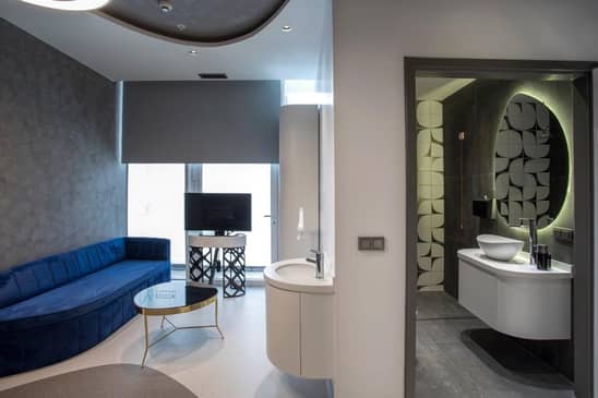 Slider image (9) Estetik International Health Group